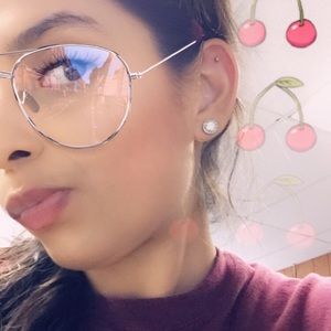 Meet your Posher, Preet